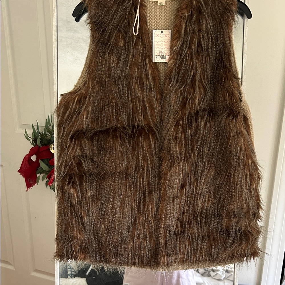 Pink Republic Brown Faux Fur Vest